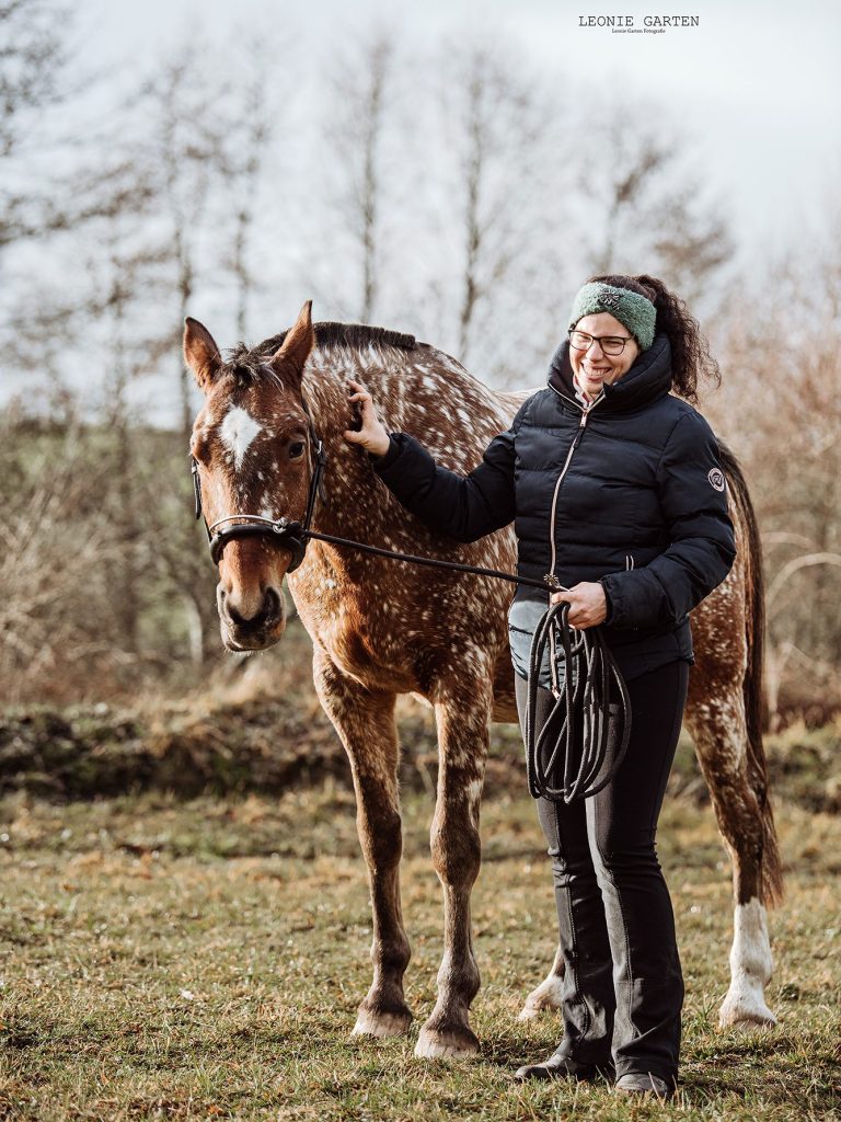 Individuelles Pferdetraining mit Herz & Verstand Individuelles Pferdetraining mit Herz & Verstand